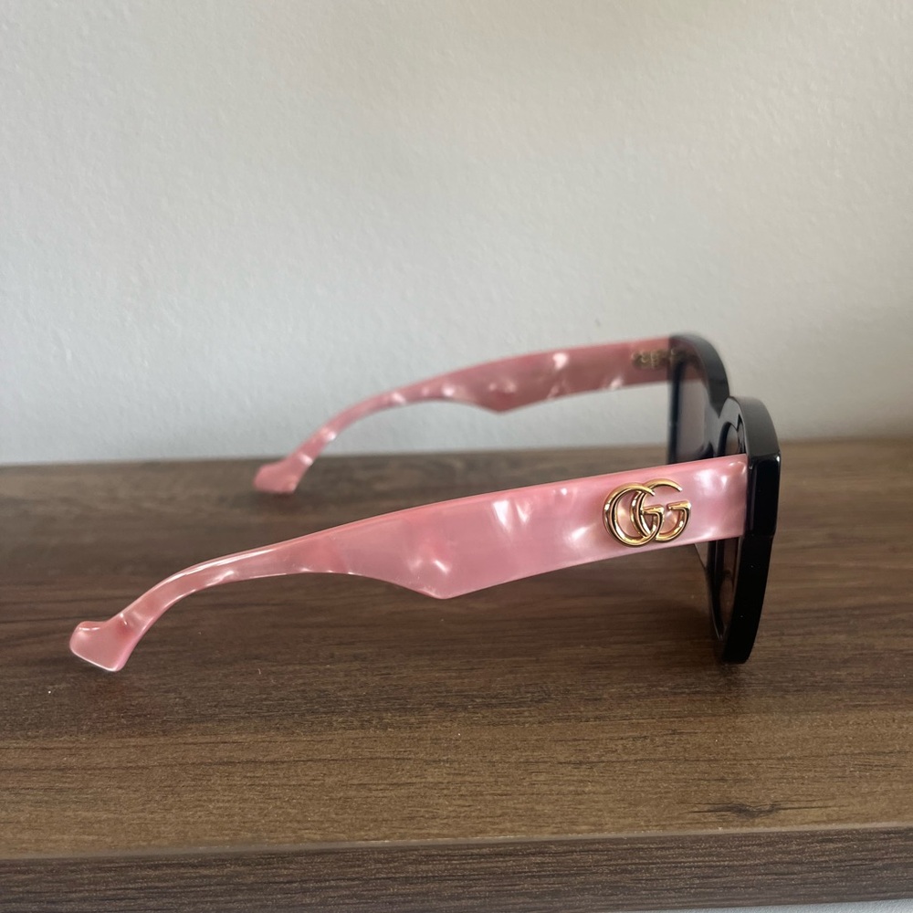 Gucci Black and Brown Women's Sunglasses - Picture 3 of 6